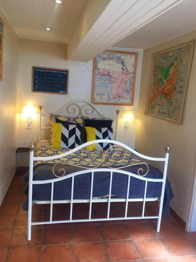 Les Maitres Sonneurs Bed & Breakfast Huriel Екстериор снимка